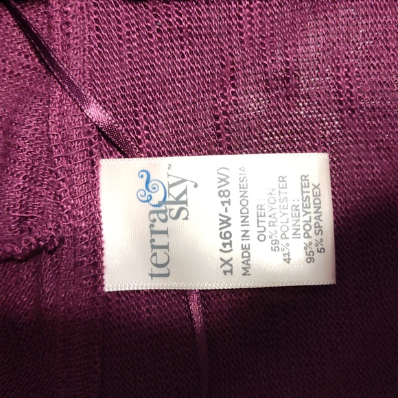 EUC Bundle of 2 Terra & Sky Women's Shirts, Size 1X - Picture 7 of 7